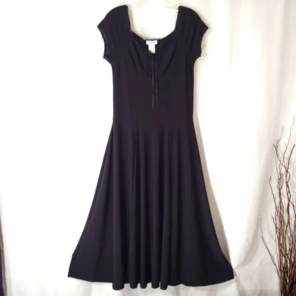 Monroe & Main Lace Detail Full Skirt Dress - Picture 1 of 9